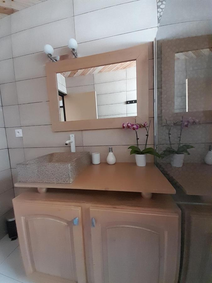 La Kaz Zambaville Avec Jacuzzi Privatif La Plaine des Palmistes Exterior photo